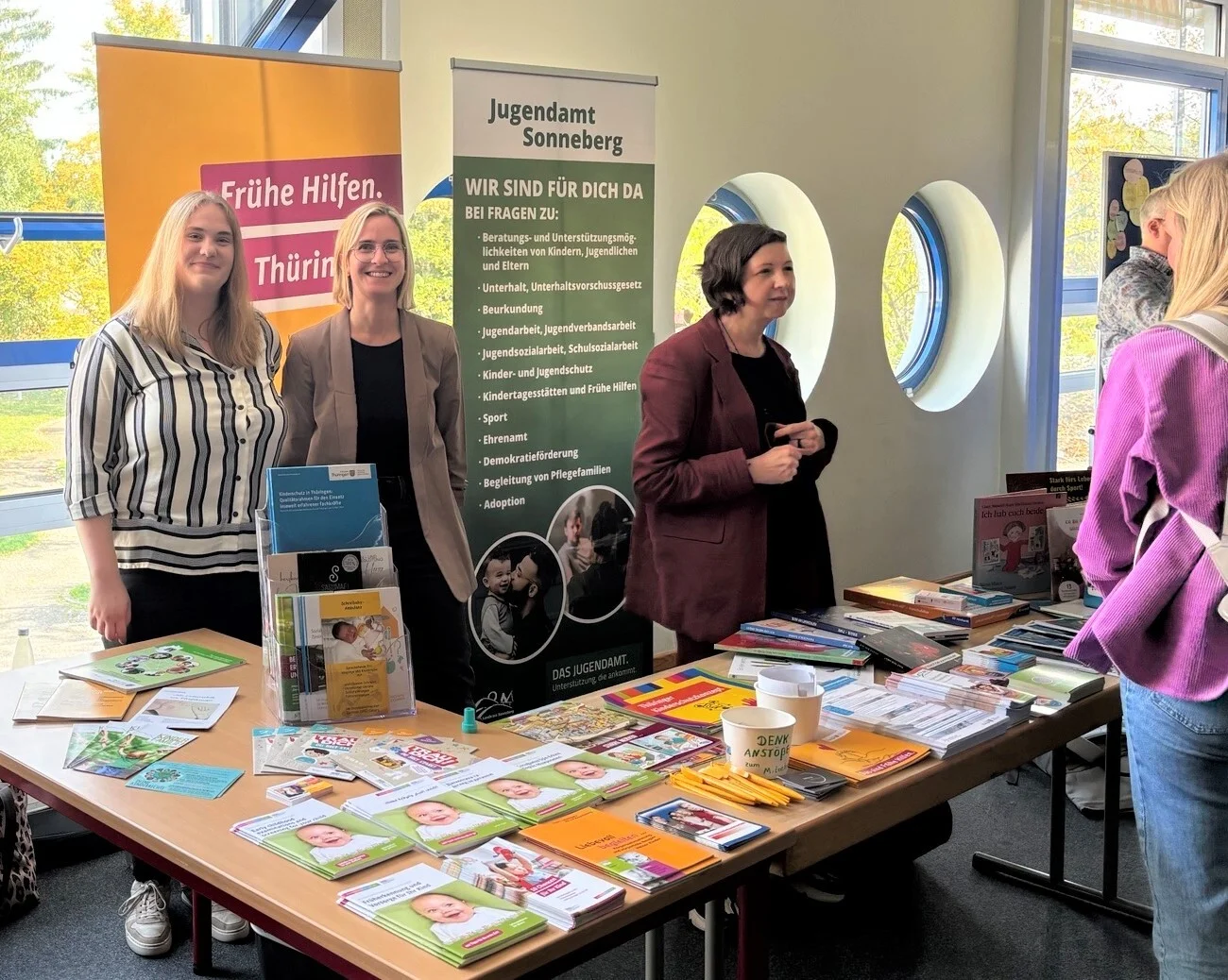 Kinderschutzfachtag 4_Fachkräftemarkt - Stand des Jugendamtes_LRA SON