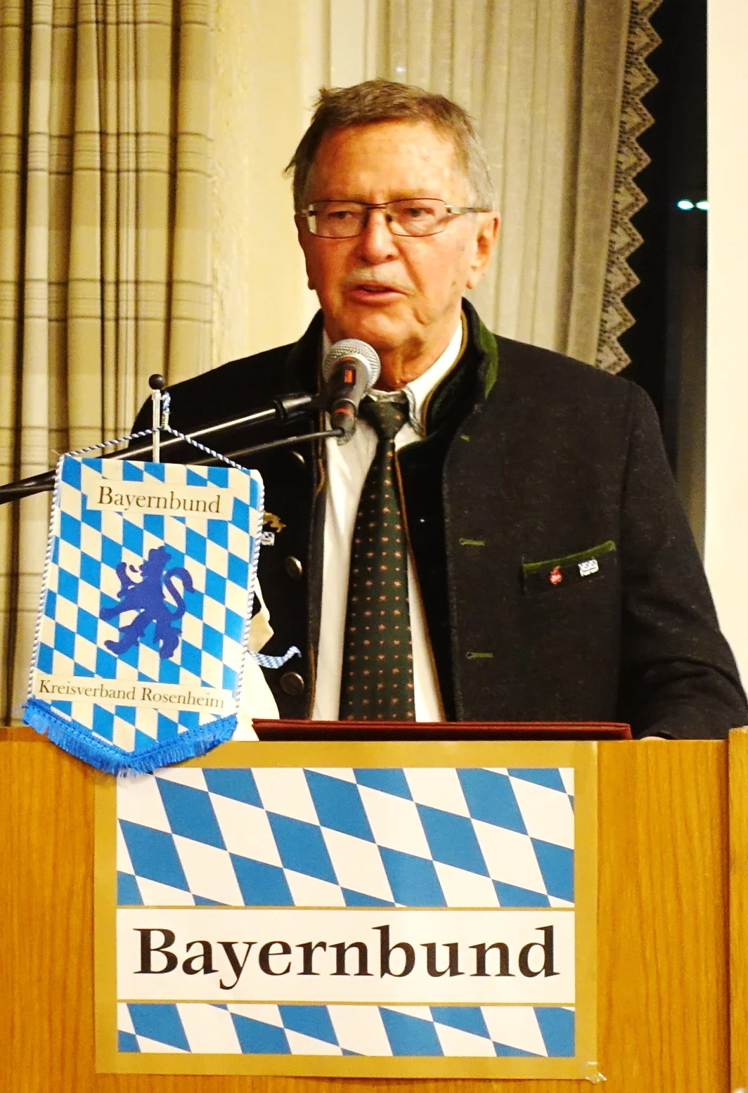 Sepp Höfer bei der Dankesrede