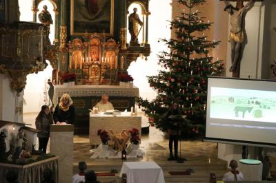Foto zur Meldung: Weihnachten in Blaibach festlich gefeiert