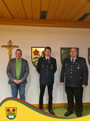 Foto zu Meldung: Stefan Wagner tritt Kommandantenamt der Freiwilligen Feuerwehr Bierhütte an
