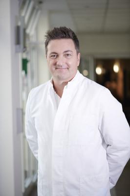 Dr. med. Daniel Benner, Chefarzt der Wirbelsäulenchirurgie im Evang. Krankenhaus Dierdorf/Selters (KHDS).