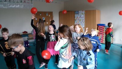 Rosenmontag in der 1a (Bild vergrößern)