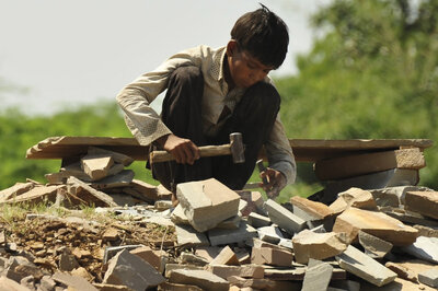 Kinderarbeit in einem indischen Steinbruch; Bild: B.Pütter