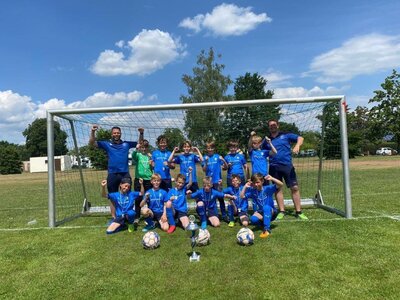 Turniersieg beim ersten E-Junioren Fußballturnier der SG Blau-Weiß Leegebruch - Toller Erfolg unserer E1!