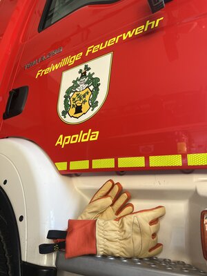 Meldung: Neue Feuerwehrschutzhandschuhe