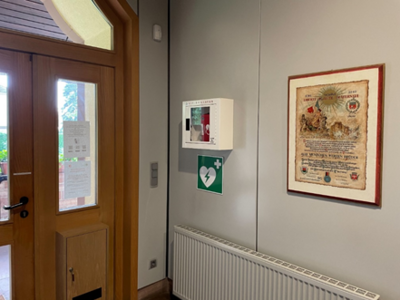 Defibrillator - neuer Platz im Rathaus (Bild vergrößern)