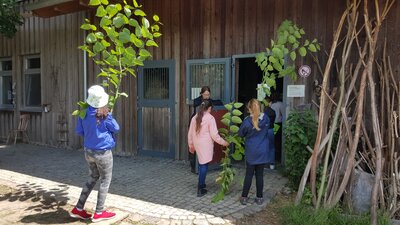 Unsere Viertklässler auf dem Schulbauernhof (Foto: Röthemeier)