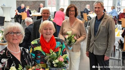Ehrenamtspreis für Ilse Grüttner (2. von links)