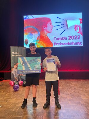 TurnOn Radio Sonderpreis 2022 gewonnen (Bild vergrößern)