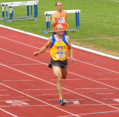 Jürgen Gruber 400m Zieleinlauf - 1.Platz