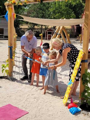 Foto zur Meldung: Neuer Krippenspielplatz in der Naturkita „Sonnenblume“ eingeweiht