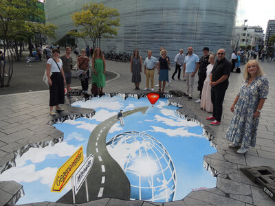 Auftakt der KWdD 2022 mit 3D-Street Painting auf dem Zentralplatz (Foto: Alexander Petscherskich)