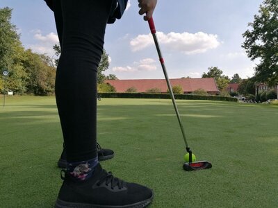 Kooperation mit dem Golfclub in Ostenfelde - Unsere Kinder aus den Klassen 5-8 sind dabei! (Bild vergrößern)