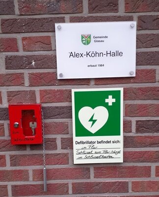 Neuer Defibrillator ist jetzt einsatzbereit (Bild vergrößern)