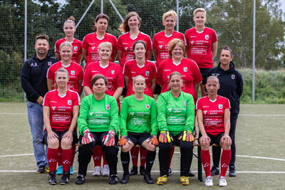 SGE Ladies (Bild vergr&ouml;&szlig;ern)