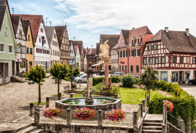 Marktplatz in Aub von Fotostudio Menth (Bild vergrößern)
