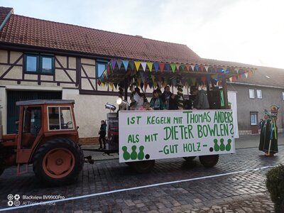 Karnevalswagen des SV Wacker Wallhausen (Bild vergrößern)