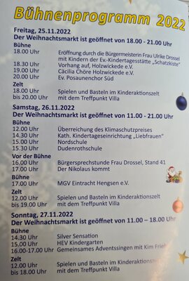 Weihnachtsmarkt - mit Auftritt unserer Kinder um 15 Uhr