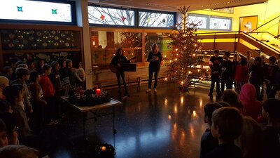 Foto zur Meldung: Adventsstimmung in der Hartfeldschule