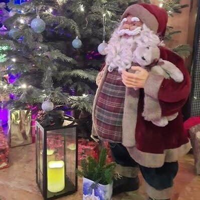 Foto zur Meldung: Santa Claus bei den Zinndorfern