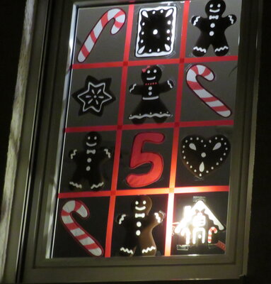 Adventsfenster Nummer 5 (Bild vergrößern)
