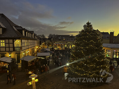 Besinnlich war der Weihnachtsmarkt in Pritzwalk. Foto: Katja Zeiger
