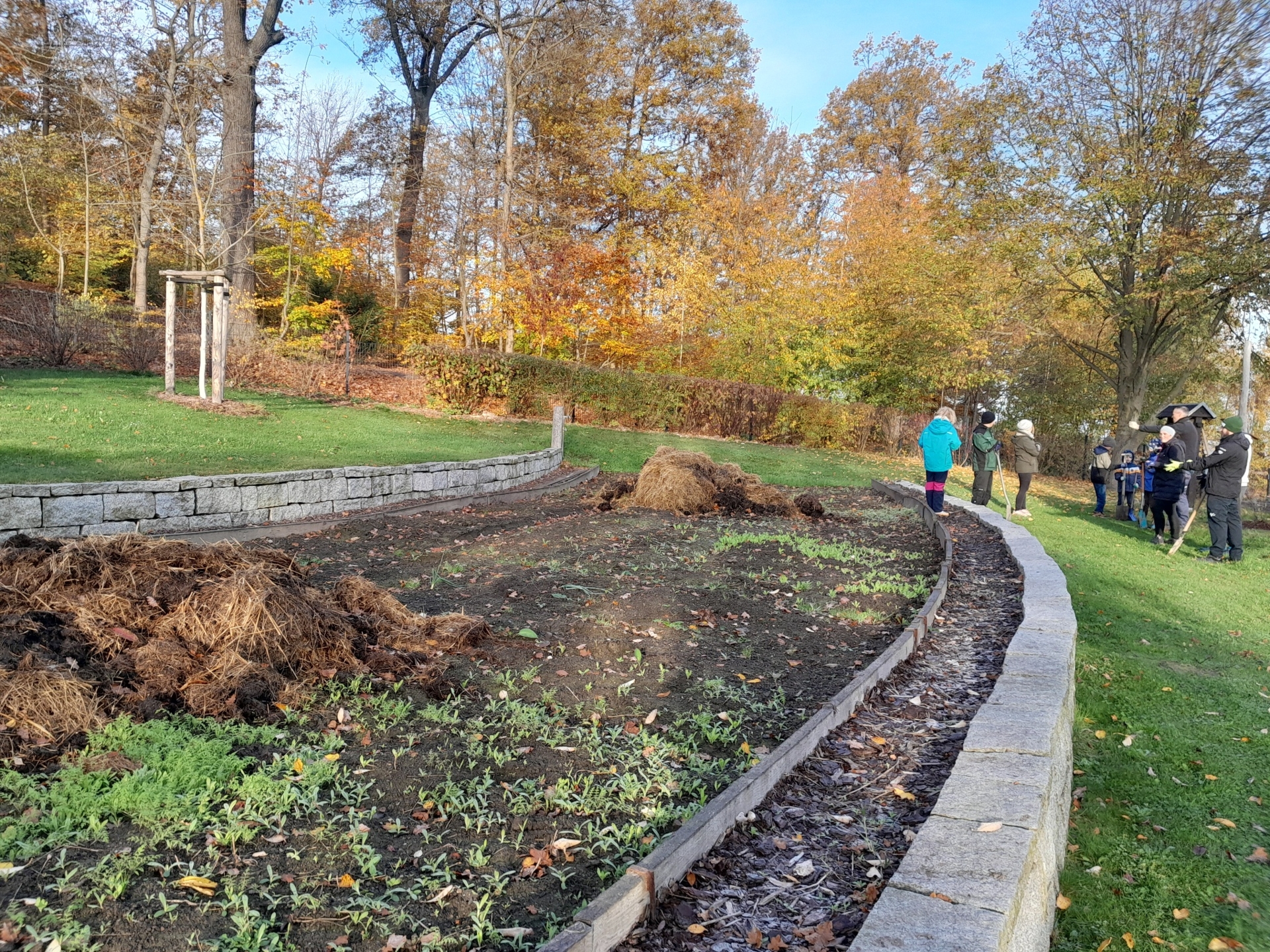 November_Schulgarten