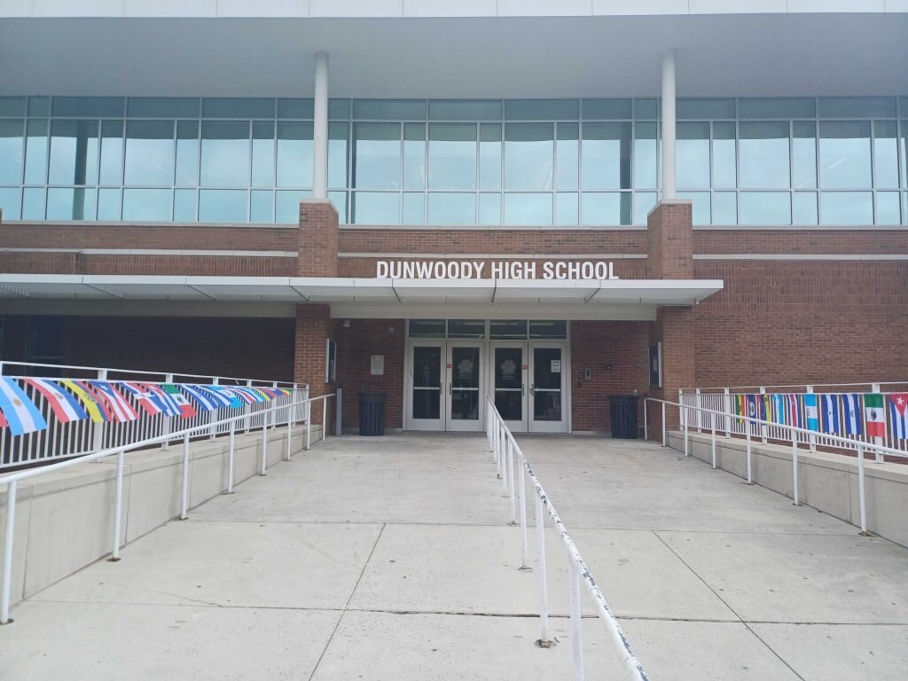 Eingang High School
