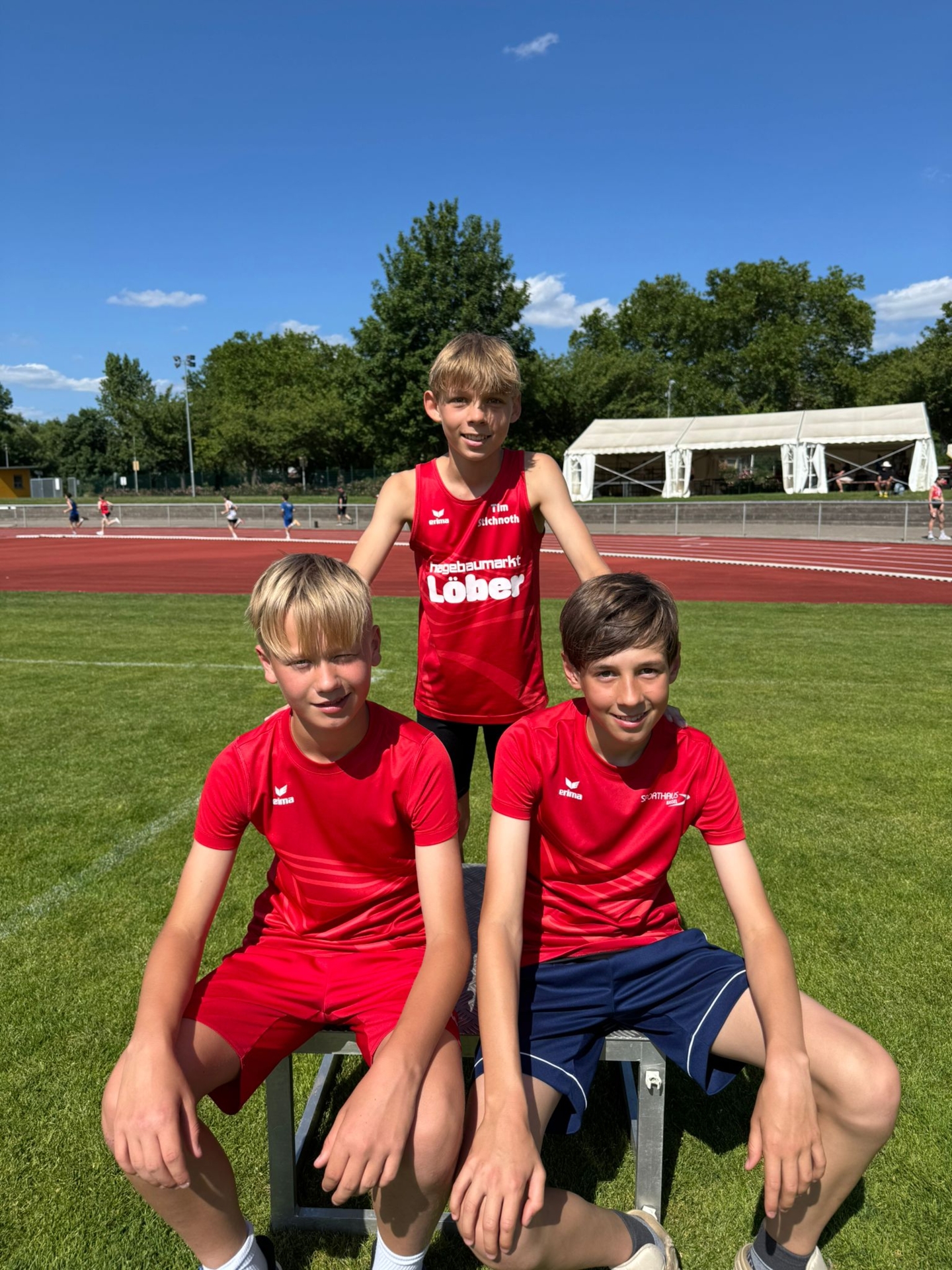 Platz sechs für die LGR-Staffel in der männlichen Jugend U14: Levi Schlesinger (v.l.), Tim Stichnoth und Jannes Thiemann.