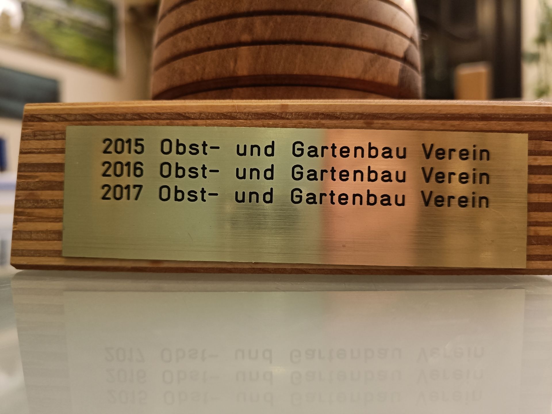 Siegerpokal des OGV aus den Jahren 2015-2017.