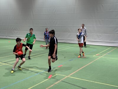 Spannendes Handballturnier im Jahrgang 6