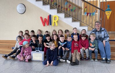 Meldung: Bücherkofferverteilung an den Hohenloher Grundschulen