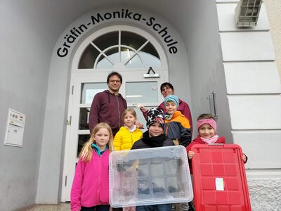 Spendenübergabe an die Gräfin-Monika-Schule (Bild vergrößern)