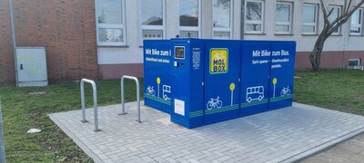 Foto zur Meldung: MOL-Box: Die smarte Fahrradbox an Bushaltestellen im ländlichen Raum