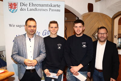Verleihung der Bayerischen Ehrenamtskarte  an Aktive der FFW Fürstenstein