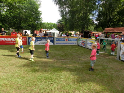 Kita-Fußballcup beim Damsdorfer Dorffest