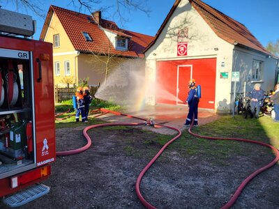 Meldung: Hexenfeuer bei der Feuerwehr - ein voller Erfolg
