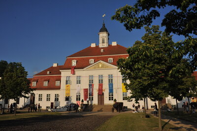 Oldie-Party anlässlich der Jubiläumsveranstaltung 25. Bundesjungzüchterwettbewerb vom 09. bis 11. Juni 2023 in Neustadt (Dosse) (Bild vergrößern)