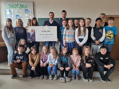 Hans Nadler Grundschule Gröden erhält begehrte Projektförderung der Kronospan Foundation