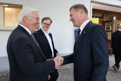 Foto zur Meldung: Kreisstadt Senftenberg macht Bundespolitik – Bundespräsident Steinmeier auf 3-tägiger Ortszeitreise in der Lausitz