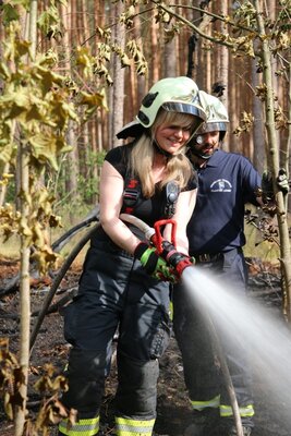 Die Nahmitzerin Viky Höne ist Feuerwehrheldin des Monats