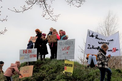 Protest gegen die geplante Deponie bei Holzhausen - Einwände nur bis 2. Juni möglich