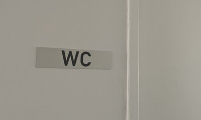 Uni-Sex WC im Obergeschoss (Bild vergrößern)