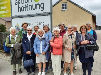 Das Team vom Caritas-Kleiderladen in Ettringen