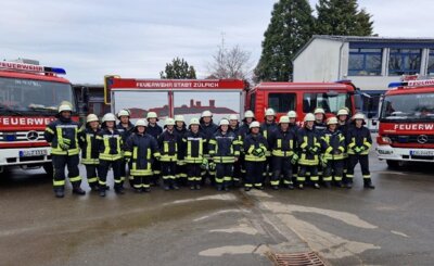 Meldung: 26 neue Feuerwehrfrauen und Feuerwehrmänner