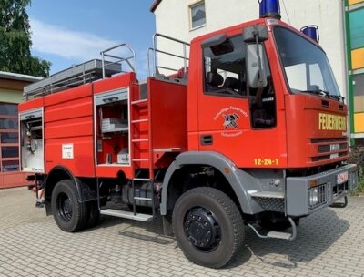 Foto zu Meldung: Stadt Genthin mietet Feuerwehrfahrzeug als Übergangslösung an
