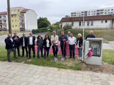 Spatenstich für den Glasfaserausbau in Sassnitz /Rügen