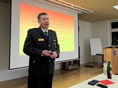 Meldung: Seminar für neue Kommandanten