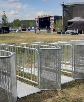 Die Vorbereitungen sind getroffen, der Zugang steht bereit: Auf dem DEKRA-Lausitzring steigt das GOND-Festival