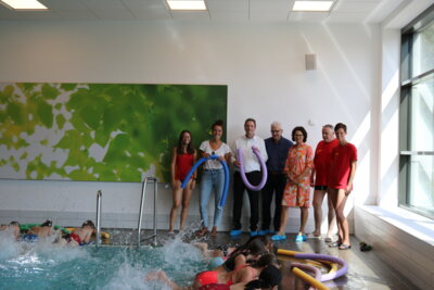 Ein Teil des Projektteams der Ferienschwimmkurse (Foto: Stadt Baesweiler)
